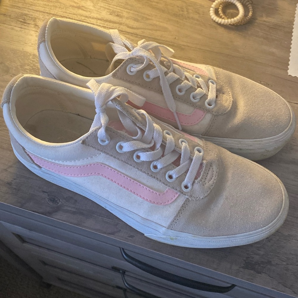 Pink + beige vans